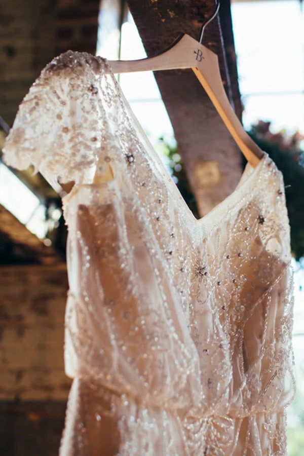 Wedding Dresses Romantic A-line V-neck  Chiffon Bridal Gown PW252 | wedding dresses | wedding dresses online | wedding dresses cheap | bridal gowns | wedding dresses near me | wedding dresses shop | wedding dresses ideas | vintage wedding dresses | lace wedding dresses | beach wedding dresses | boho wedding dresses | mermaid wedding dresses | Promnova