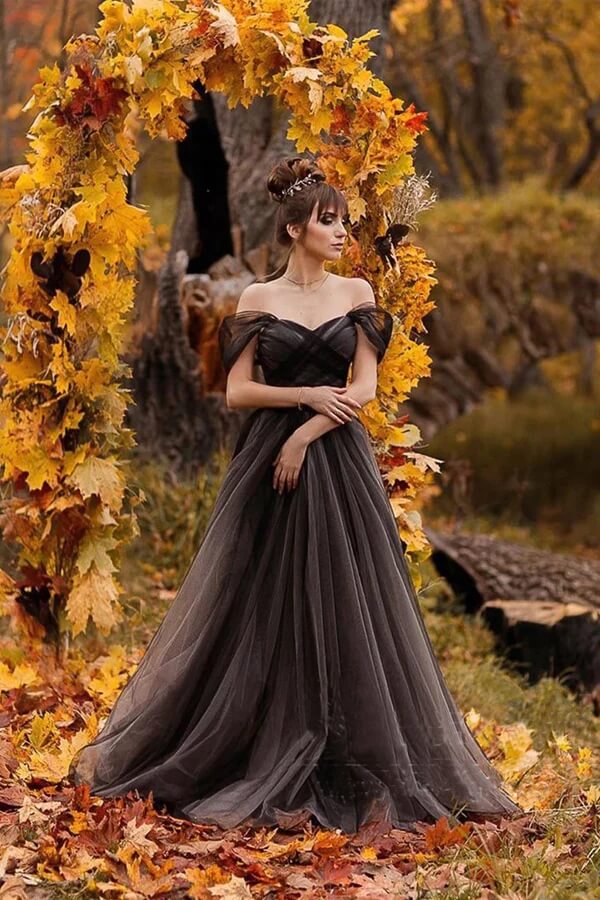 Black Tulle A Line Off the Shoulder Simple Wedding Dresses Bridal Gown PW404