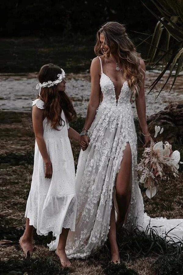 A Line V Neck Spaghetti Straps Lace Wedding Dresses PW303