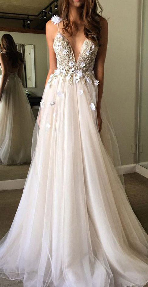 Luxury / Gorgeous Grey Handmade Beading Evening Dresses 2020 A-Line /  Princess Deep V-Neck Crystal Rhinestone Lace Flower Long Sleeve Sweep Train Formal  Dresses