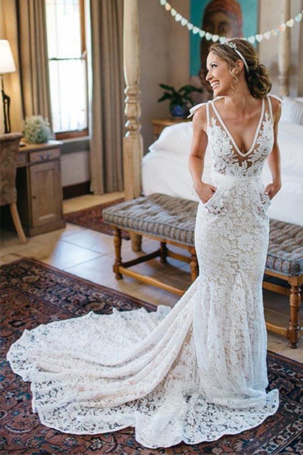 White Mermaid V-Neck Backless Lace Wedding Dress With Court Train