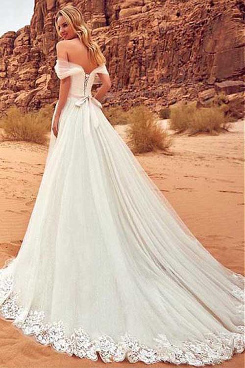 promnova.com|Fabulous Tulle Off Shoulder Wedding Dress With Lace Appliques